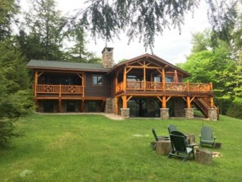 Adirondack-Style Vacation Home